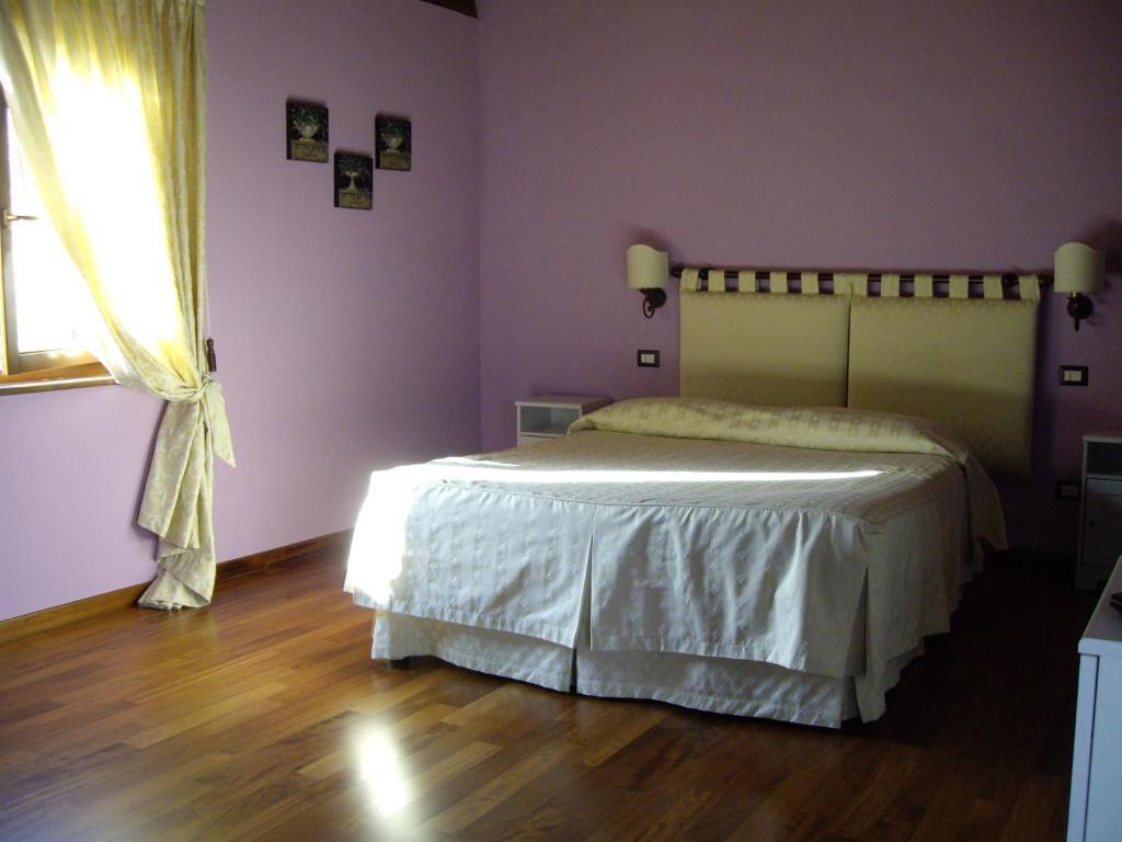 Agriturismo Il Borgo Degli Ulivi Roseto Degli Abruzzi Habitación foto