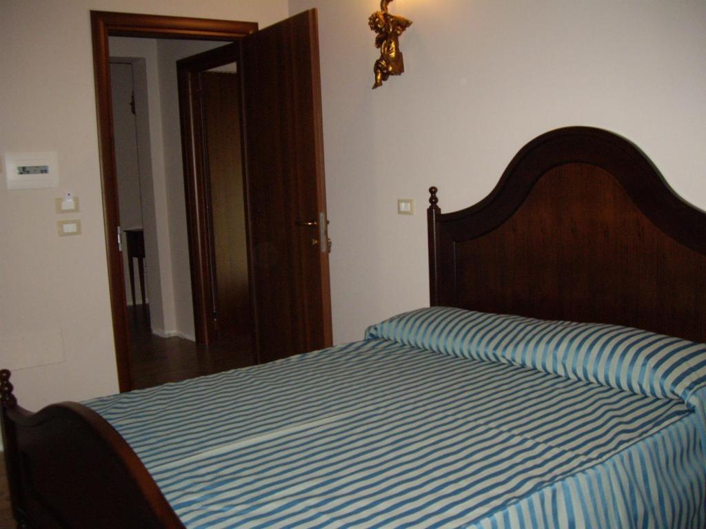 Agriturismo Il Borgo Degli Ulivi Roseto Degli Abruzzi Habitación foto